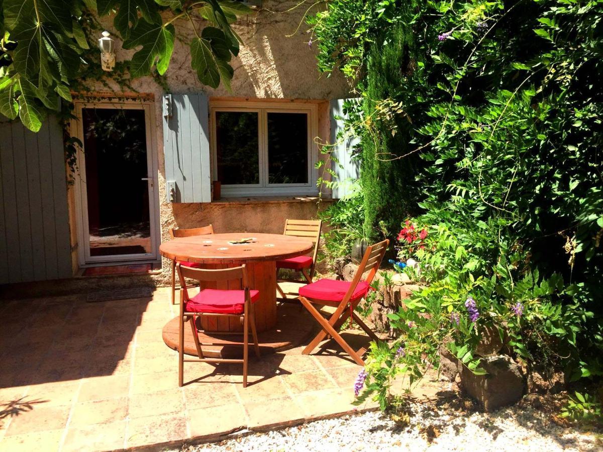 Bed and Breakfast Feerie Love Puget-sur Argens Exterior foto